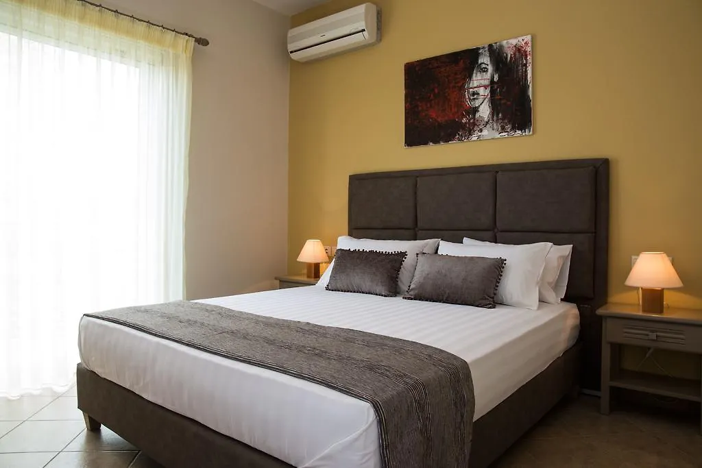 Dina Apartments Razáta